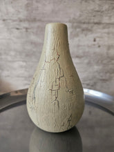 Load image into Gallery viewer, Small Bud Vase